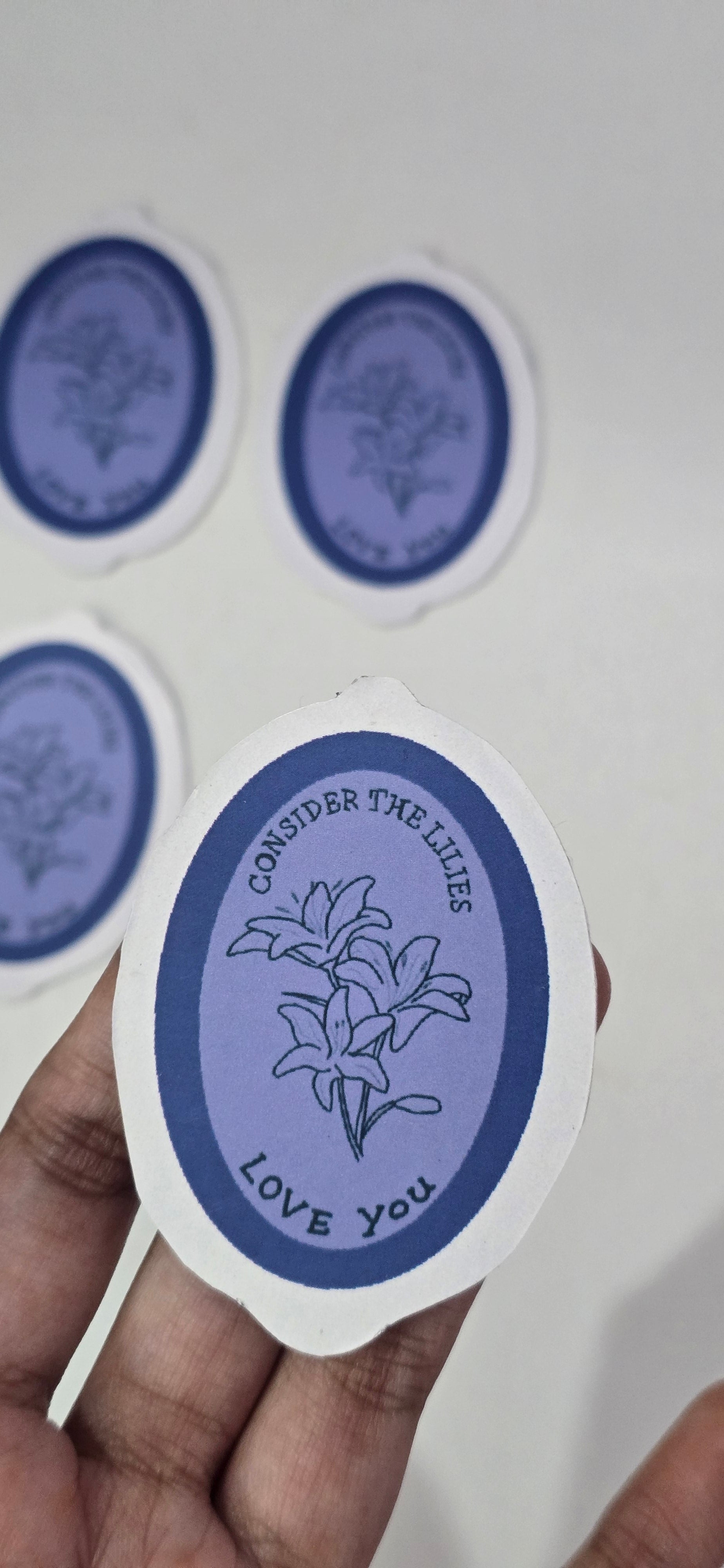 LILLIES LOVE STICKER