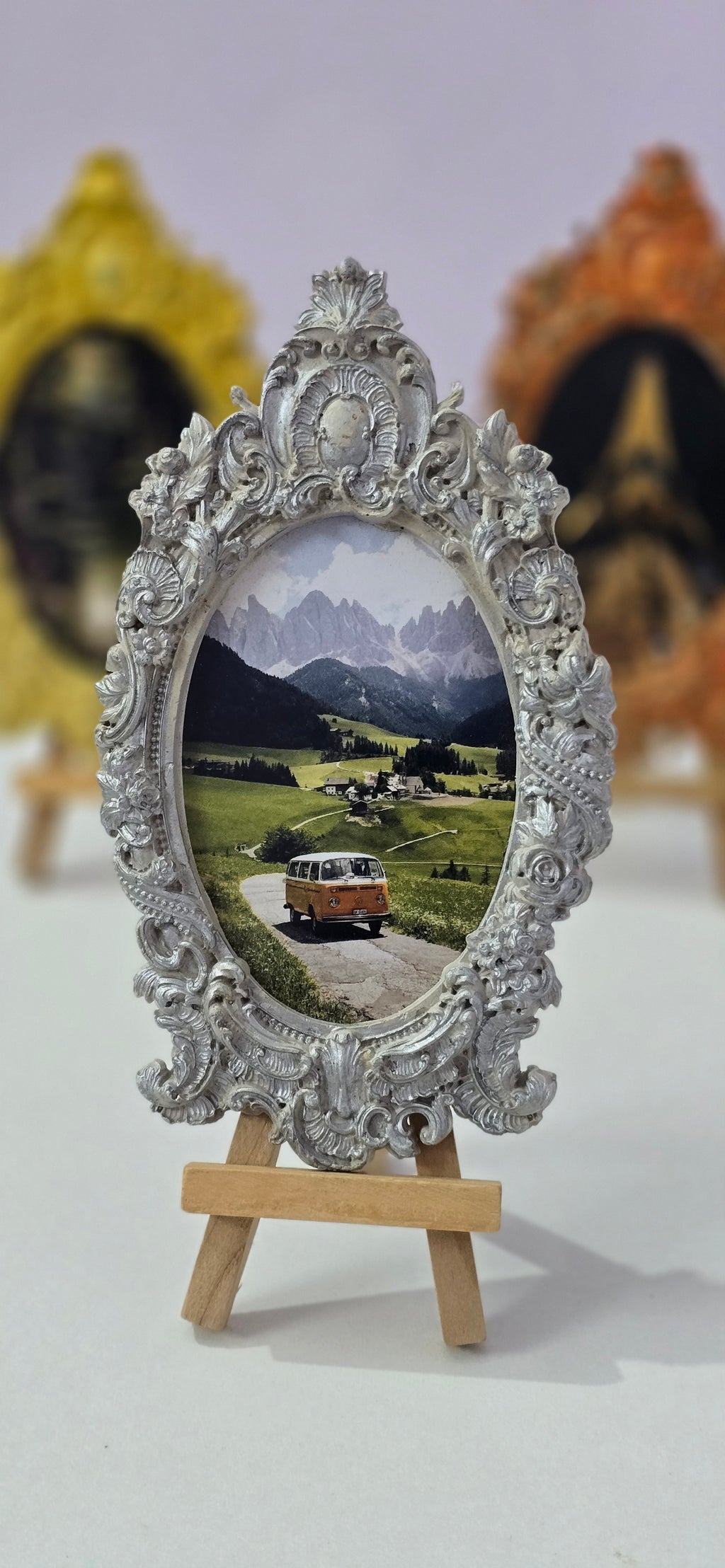VINTAGE FRAME
