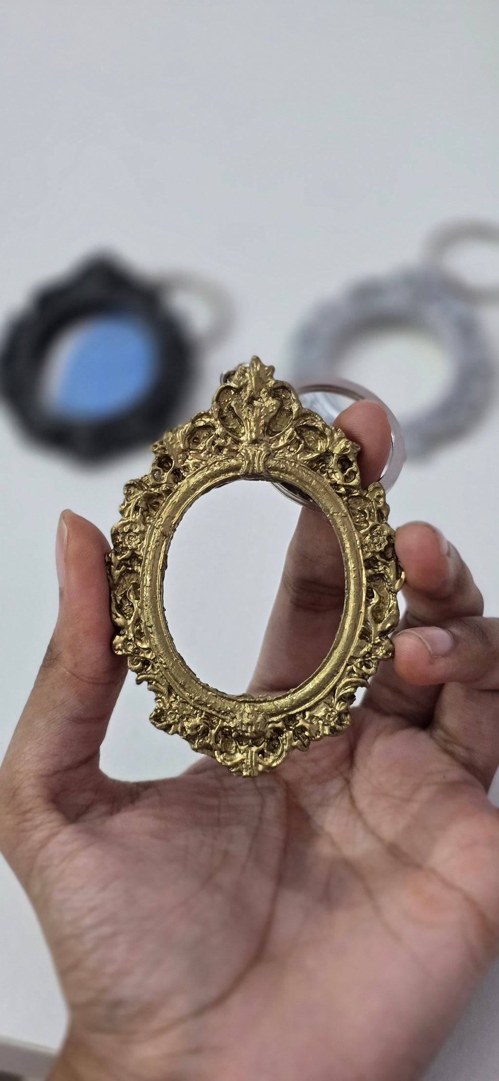 VINTAGE KEYCHAIN