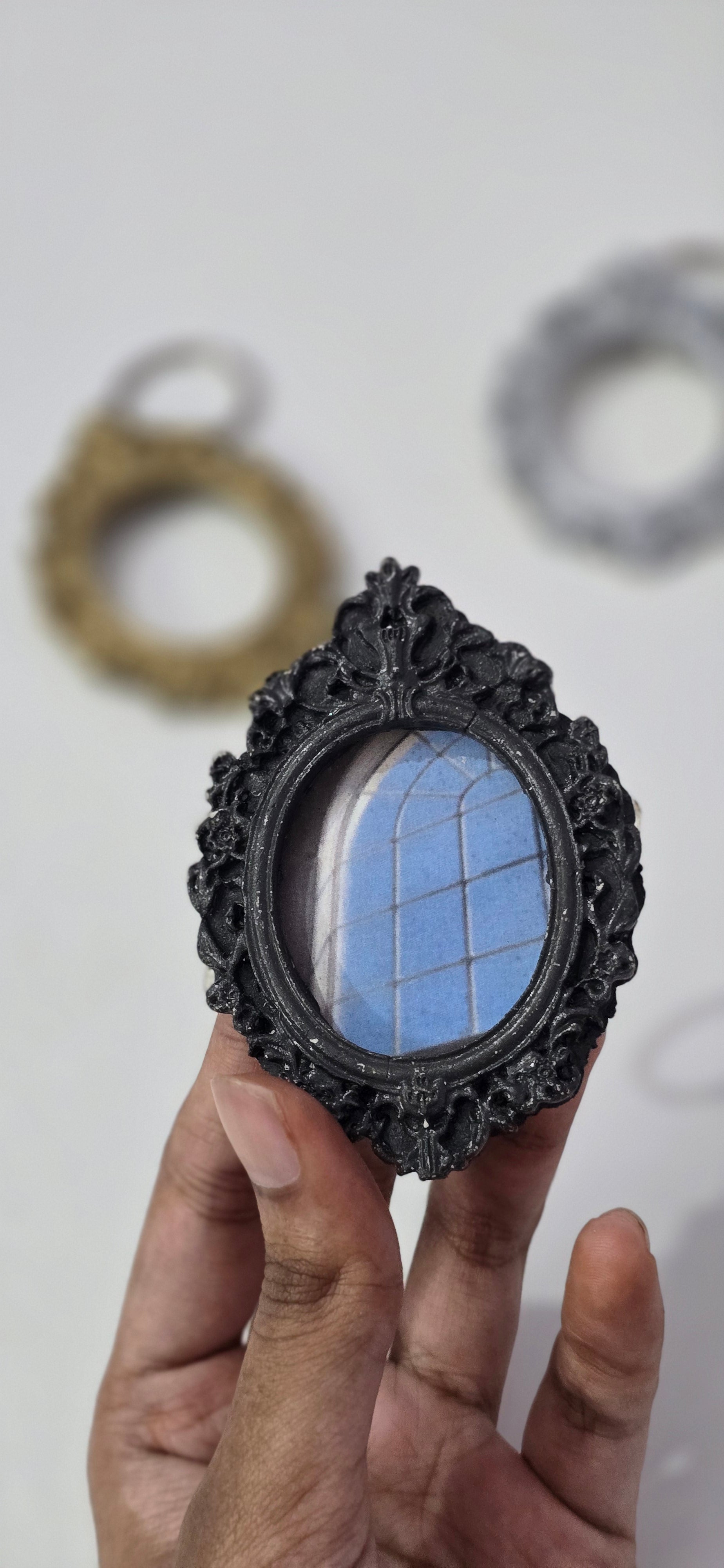 VINTAGE KEYCHAIN